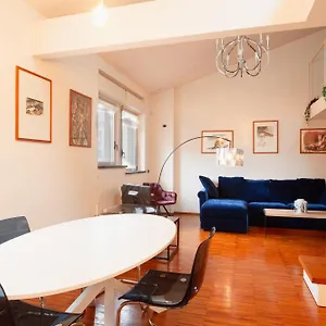 Apartamento Navigli Design With Balcony, Milán
